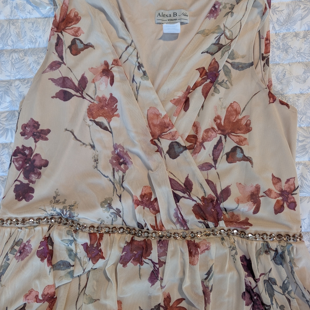 Floral Sleeveless Dress with Beaded Waist